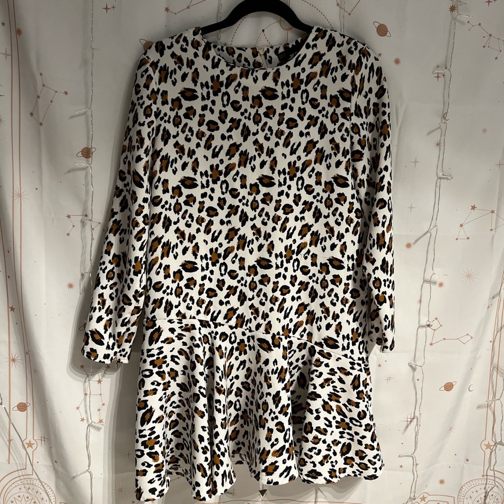 Super cute SFERRA Leopard Print Shift Dress